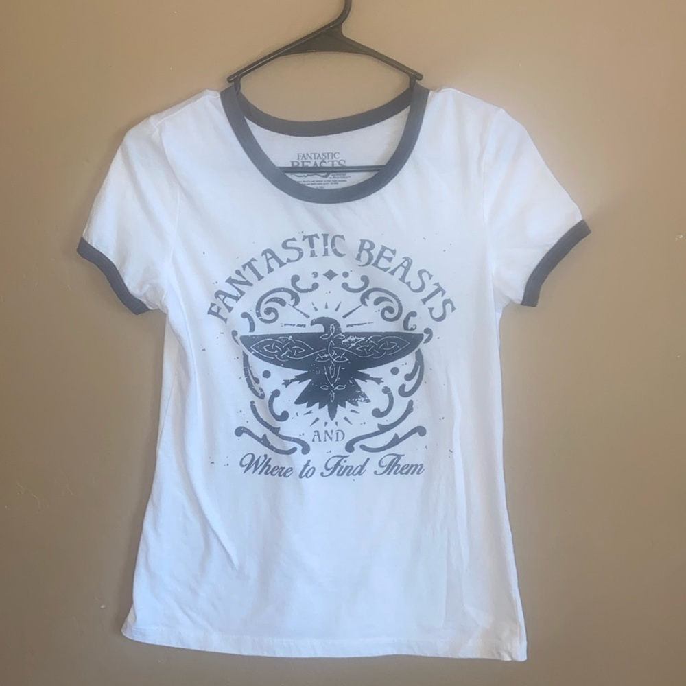 Fantastic Beasts Tshirt Juniors Medium white blue 100 cotton Harry Potter